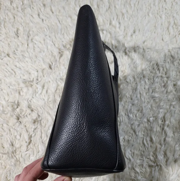 Tommy Bahama Genuine Leather Black Tote Bag - Picture 7 of 16
